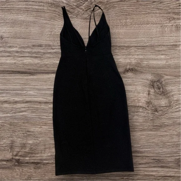 Lulus Deep V-Neck Elegant Black Mini Dress Women’s Size Small - Picture 2 of 8